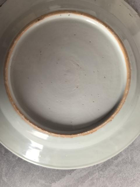 古玩陶瓷花卉洞石欄桿青花盤拍賣,當前價格800元