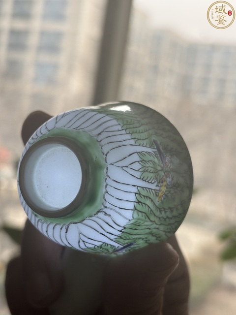 古玩陶瓷萊菔蝶紋杯拍賣,當前價格99元