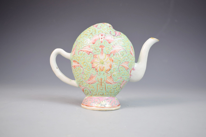 古玩陶瓷清晚色地粉彩纏枝寶象花倒流壺拍賣，當(dāng)前價(jià)格3500元