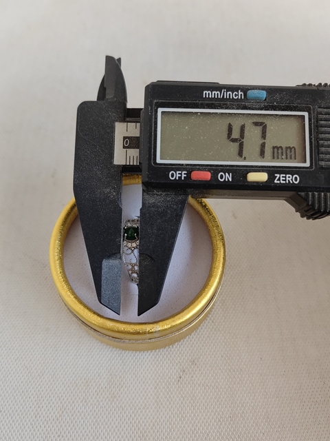古玩玉器天然翡翠鑲嵌戒指拍賣，當前價格298元