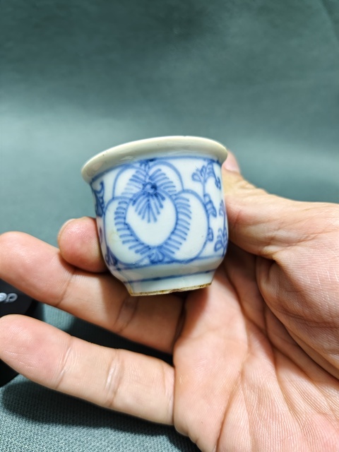 古玩陶瓷清代時期青花花卉紋杯拍賣,當前價格800元