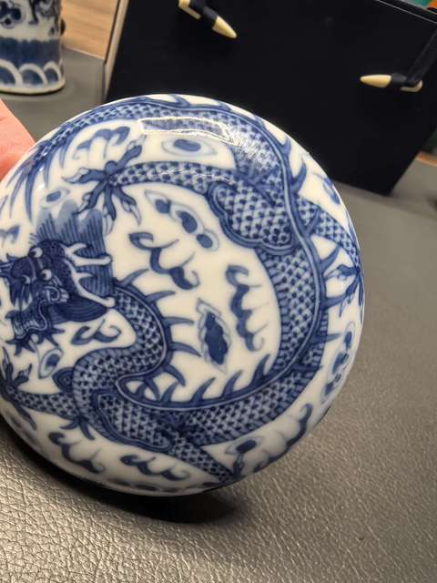 古玩陶瓷五爪龍青花云龍紋印泥盒拍賣,當前價格3980元