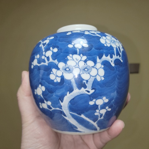 古玩陶瓷青花冰梅圖茶葉罐拍賣，當前價格880元
