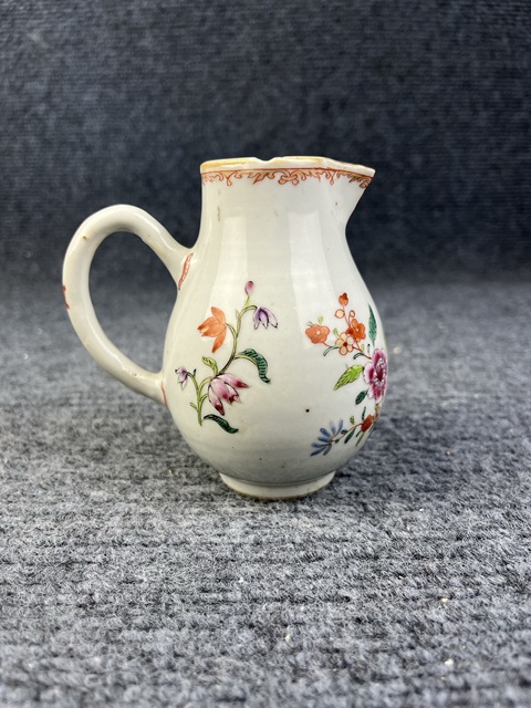 古玩陶瓷乾隆粉彩花卉紋奶壺拍賣,當前價格1288元
