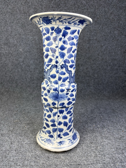 古玩陶瓷青花龍穿花花觚拍賣,當(dāng)前價格4588元