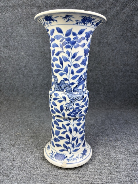 古玩陶瓷青花龍穿花花觚拍賣,當(dāng)前價格4588元
