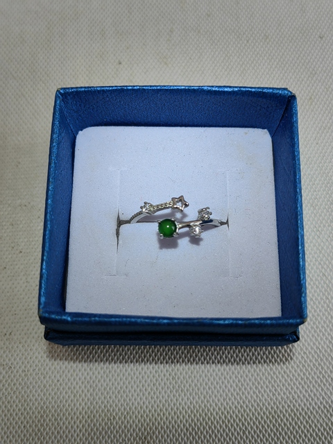 古玩玉器天然翡翠鑲嵌戒指拍賣，當前價格298元