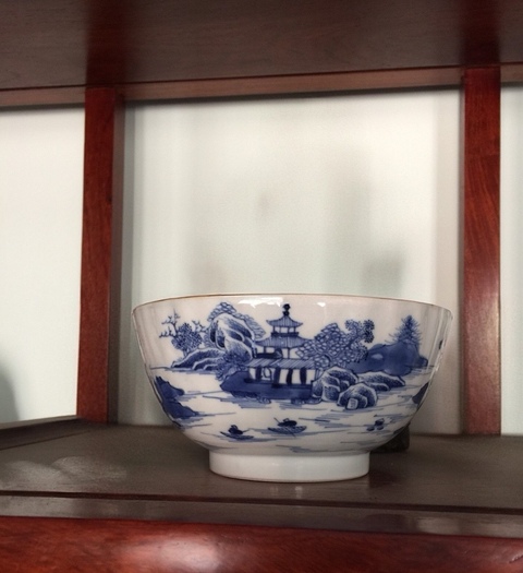 古玩陶瓷乾隆樓臺亭閣山水紋青花碗拍賣,當前價格1500元