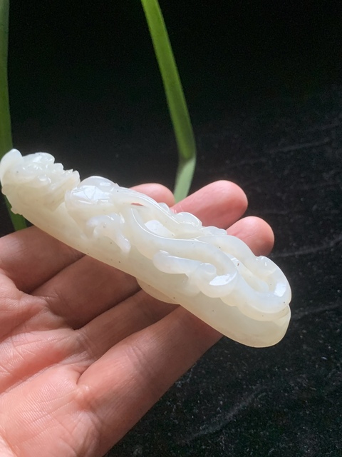 古玩玉器清代和田玉雕“蒼龍教子”帶鉤拍賣,當前價格25000元