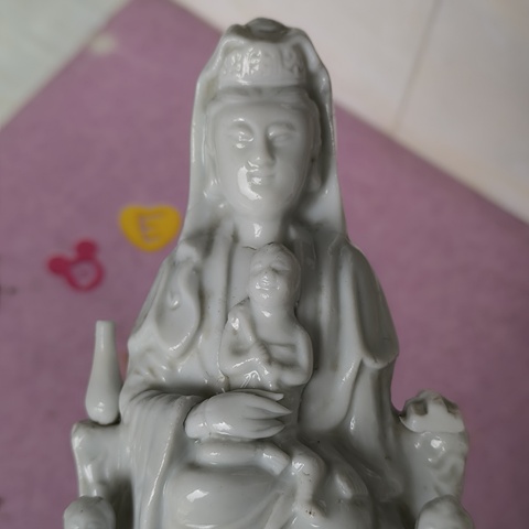 古玩陶瓷德化窯白釉觀音像拍賣,當前價格2600元