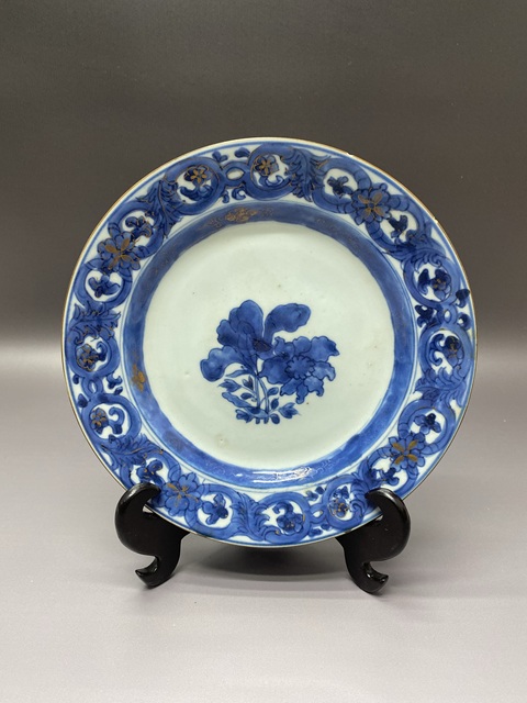 古玩陶瓷清康熙精品描金花卉紋青花盤拍賣,當(dāng)前價(jià)格890元