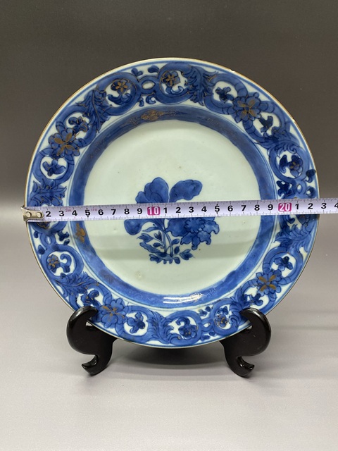 古玩陶瓷清康熙精品描金花卉紋青花盤拍賣,當(dāng)前價(jià)格890元