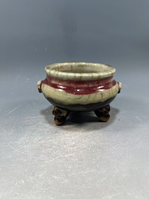 古玩陶瓷清晚窯變釉三羊開泰三足琴爐拍賣,當前價格10000元