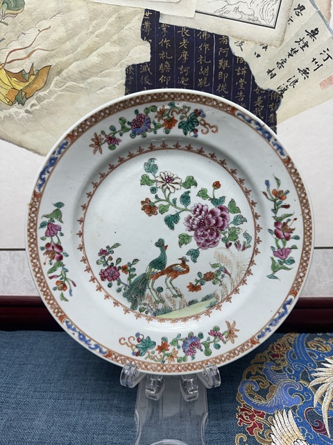 古玩陶瓷故宮同款清乾隆鳳凰花鳥紋粉彩盤拍賣,當前價格1690元