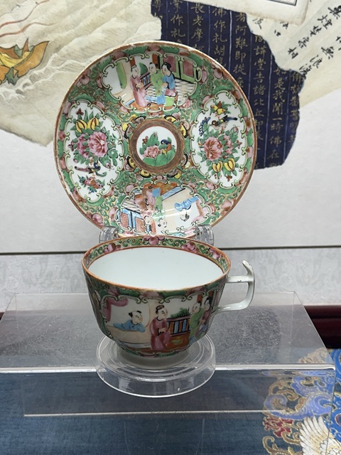 古玩陶瓷晚清人物花鳥蝶紋廣彩茶杯拍賣,當前價格1260元