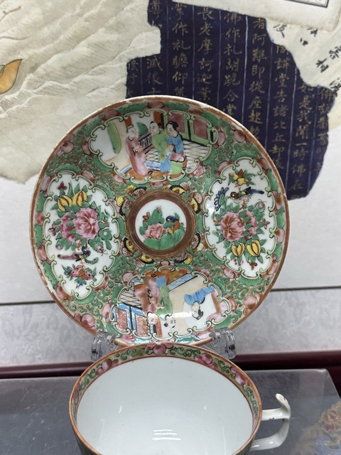 古玩陶瓷晚清人物花鳥蝶紋廣彩茶杯拍賣,當前價格1260元