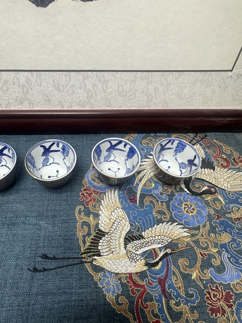 古玩陶瓷567外紫金釉內(nèi)青花魚(yú)藻紋杯一組6只拍賣(mài)，當(dāng)前價(jià)格150元