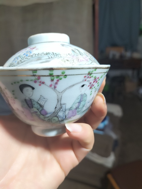 古玩陶瓷民國 粉彩桃花美女蓋碗拍賣，當前價格1000元