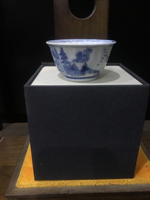 古玩陶瓷(精品品茗杯)清·康熙·訪友圖·青花品茗杯拍賣,當前價格1106元