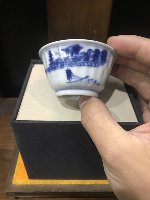古玩陶瓷(精品品茗杯)清·康熙·訪友圖·青花品茗杯拍賣,當前價格1106元