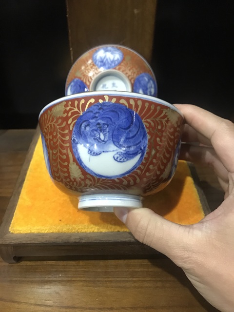 古玩陶瓷(精品蓋碗)晚清·青花礬紅描金·瑞獸松竹梅-蓋碗一對拍賣,當前價格774元