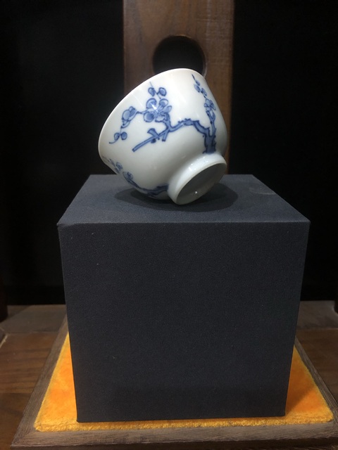 古玩陶瓷（精品主人杯）清-康熙-十二花神梅花-主人杯拍賣(mài)，當(dāng)前價(jià)格1162元