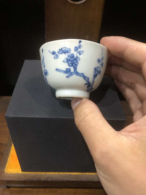 古玩陶瓷（精品主人杯）清-康熙-十二花神梅花-主人杯拍賣(mài)，當(dāng)前價(jià)格1162元