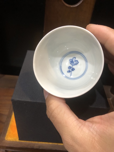 古玩陶瓷（精品主人杯）清-康熙-十二花神梅花-主人杯拍賣(mài)，當(dāng)前價(jià)格1162元