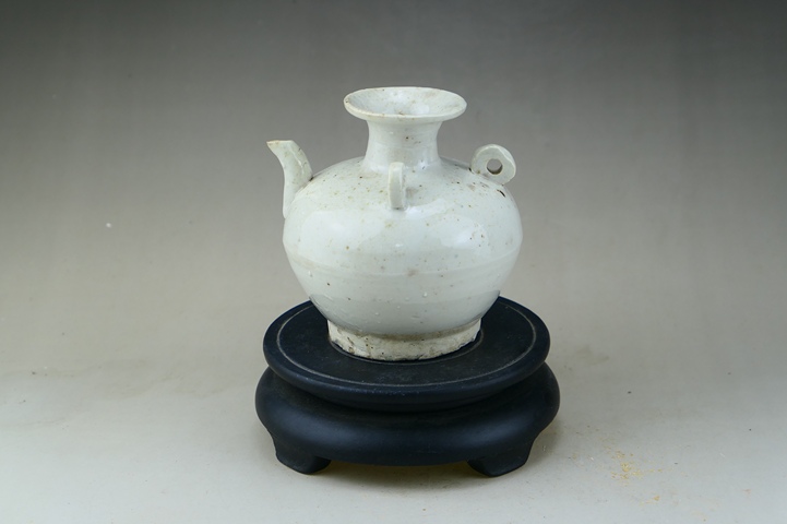 古玩陶瓷明晚期青白釉三系罐拍賣，當前價格550元