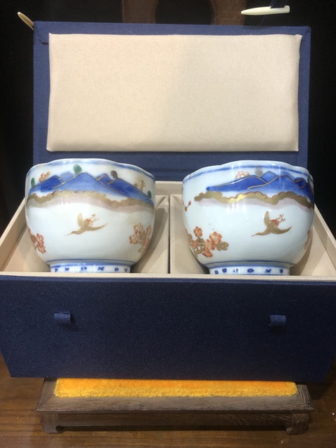 古玩陶瓷(精品花口杯)晚清·青花加彩·安居樂業(yè)紋·花口杯一對拍賣,當前價格801元
