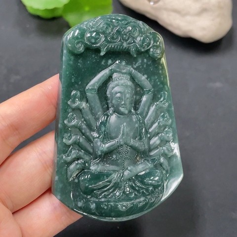 古玩玉器天然翡翠千手觀音(帶翡翠鑒定證書)拍賣,當前價格1500元