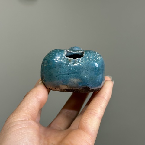 古玩陶瓷清代,磁州窯、藍釉金蟾水滴拍賣,當前價格1800元