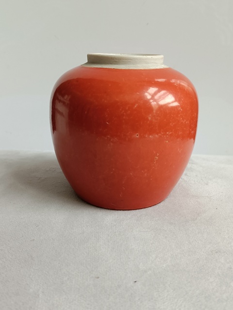 古玩陶瓷**紅釉描金紋罐拍賣，當前價格789元