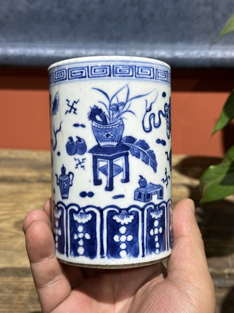 古玩陶瓷清代光緒青花博古紋筆筒拍賣，當前價格3200元