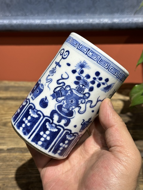 古玩陶瓷清代光緒青花博古紋筆筒拍賣，當前價格3200元