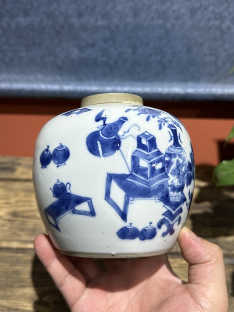 古玩陶瓷清代光緒青花博古紋罐拍賣,當前價格4800元