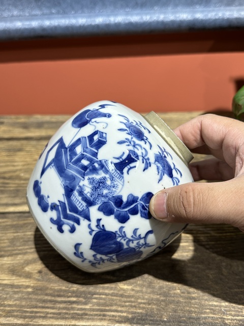 古玩陶瓷清代光緒青花博古紋罐拍賣,當前價格4800元