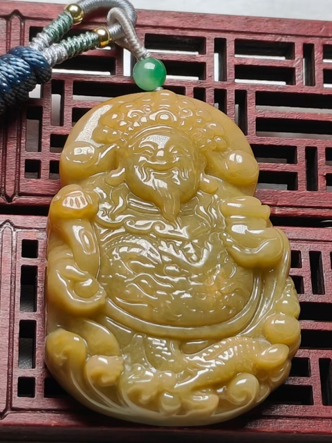 古玩玉器(特價)天然翡翠財神題材掛件(帶翡翠鑒定證書)拍賣，當前價格880元