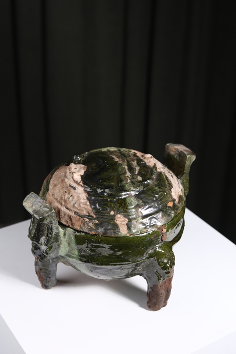 古玩陶瓷漢綠釉鼎拍賣，當前價格6300元