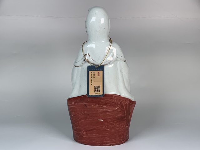 古玩陶瓷民國(guó)·粉彩持卷觀音拍賣，當(dāng)前價(jià)格330元