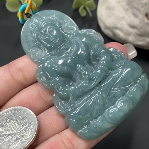 古玩玉器(特價清)——(天然翡翠觀音掛件(帶翡翠鑒定證書)拍賣,當前價格580元
