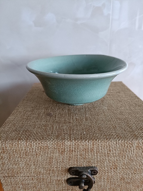 古玩陶瓷宋末元初龍泉青瓷冰裂紋粉青釉茶盞拍賣，當前價格2980元