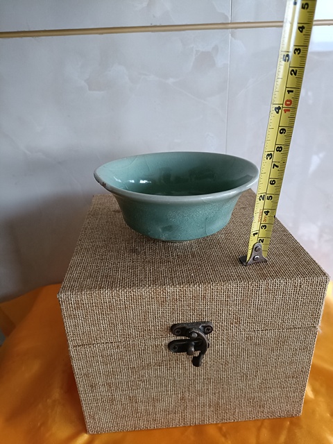 古玩陶瓷宋末元初龍泉青瓷冰裂紋粉青釉茶盞拍賣，當前價格2980元