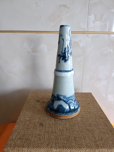 古玩陶瓷清3代雍正青花龍紋燭臺拍賣,當(dāng)前價格598元