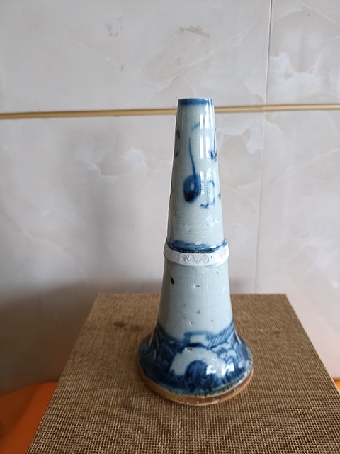 古玩陶瓷清3代雍正青花龍紋燭臺拍賣,當(dāng)前價格598元