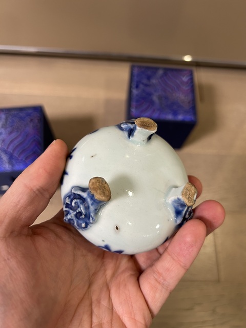 古玩陶瓷清·雍乾青花三足香爐拍賣,當前價格15000元