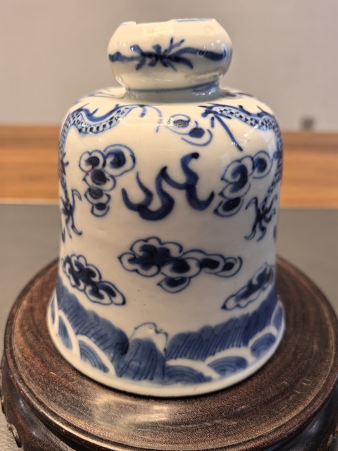 古玩陶瓷光緒青花五爪龍紋燭臺拍賣,當前價格1200元