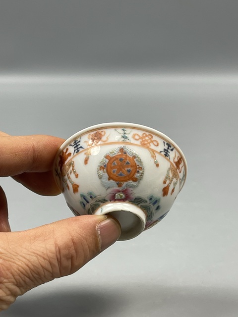 古玩陶瓷清未民初粉彩七珍八寶杯子拍賣,當(dāng)前價(jià)格5800元