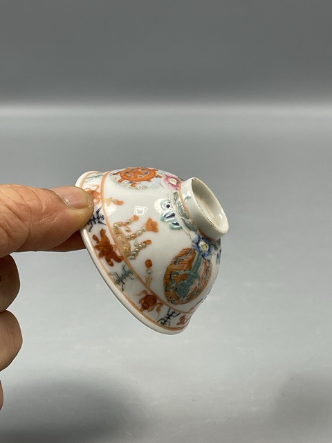 古玩陶瓷清未民初粉彩七珍八寶杯子拍賣,當(dāng)前價(jià)格5800元