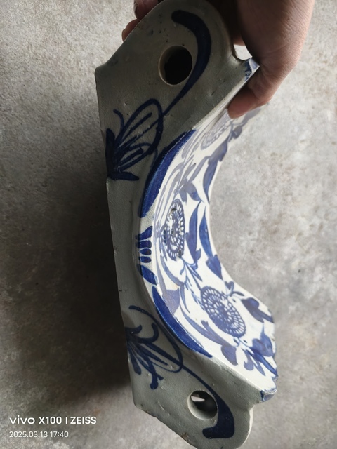 古玩陶瓷青花花卉紋元寶瓷枕拍賣,當(dāng)前價(jià)格1680元